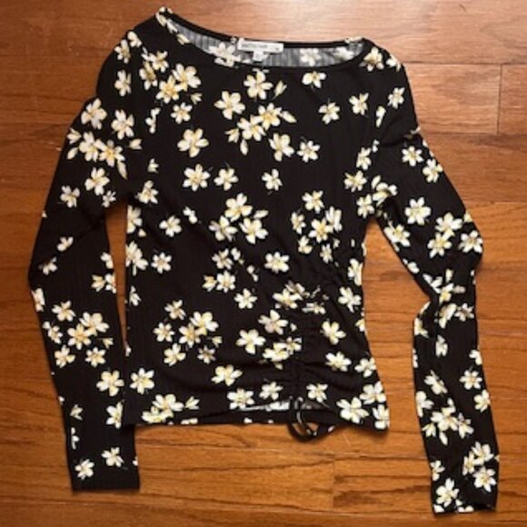 Antistar Ribbed Daisy Print Ruched Top - Picture 2 of 13